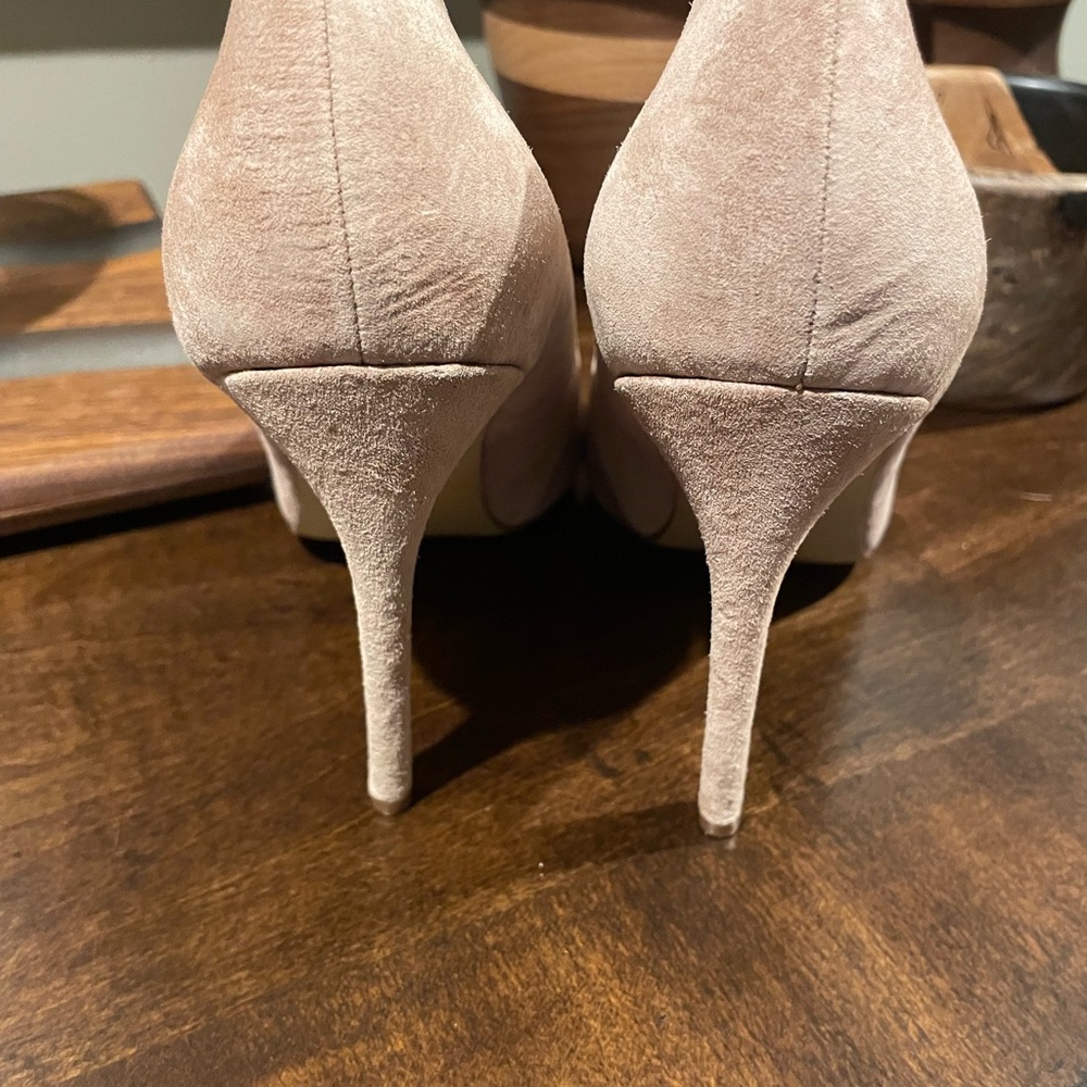 Steve Madden Women's Tan Pumps. Size 8. Excellent condition - Picture 4 of 5